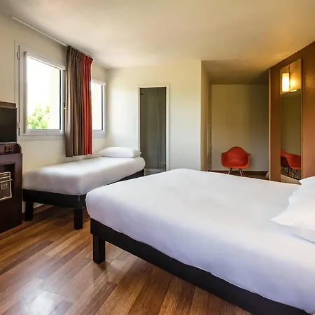 Ibis Château-thierry Hotel