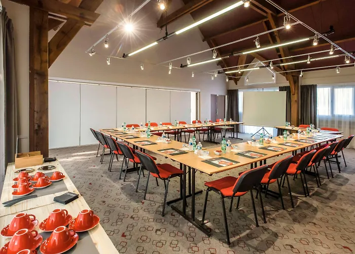 Ibis Chateau-thierry Hotel