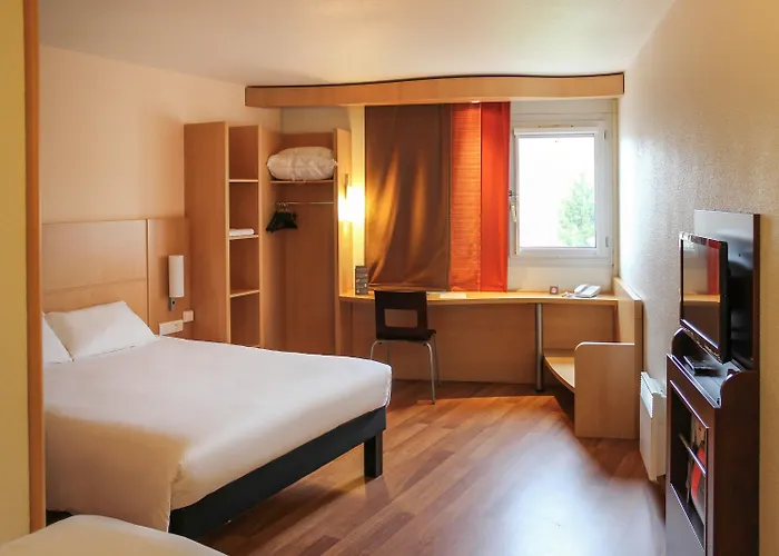 Ibis Chateau-thierry 3*