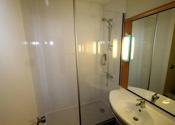 Ibis Chateau-thierry Hotel 3*